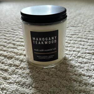 Bath & Body Works Mahogany Teakwood 7oz Candle